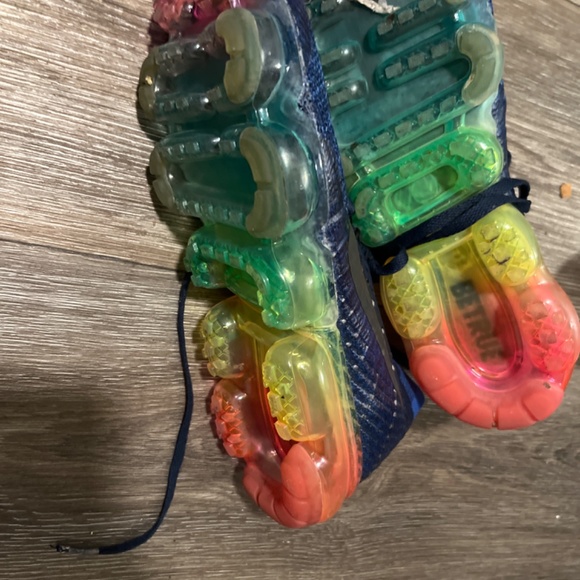 Nike vapor max size 7 woman’s - Picture 2 of 6
